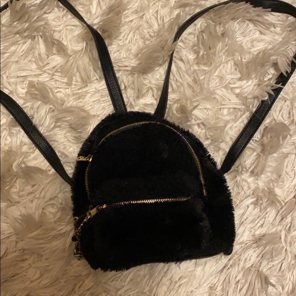 Fluffy mini backpack